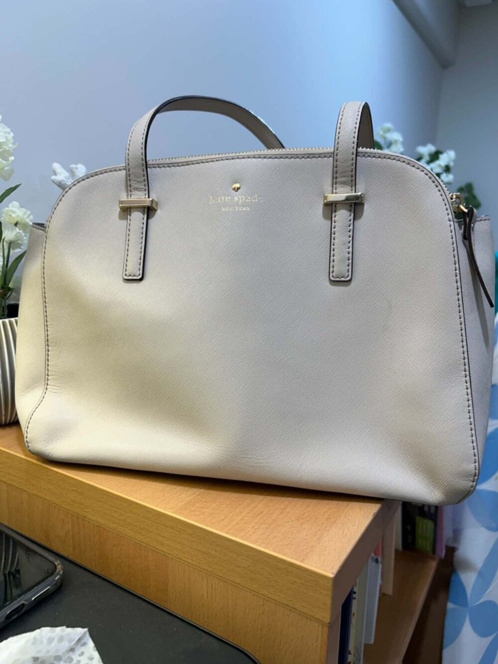 Kate Spade Cream Shoulder Bag 3 compartments